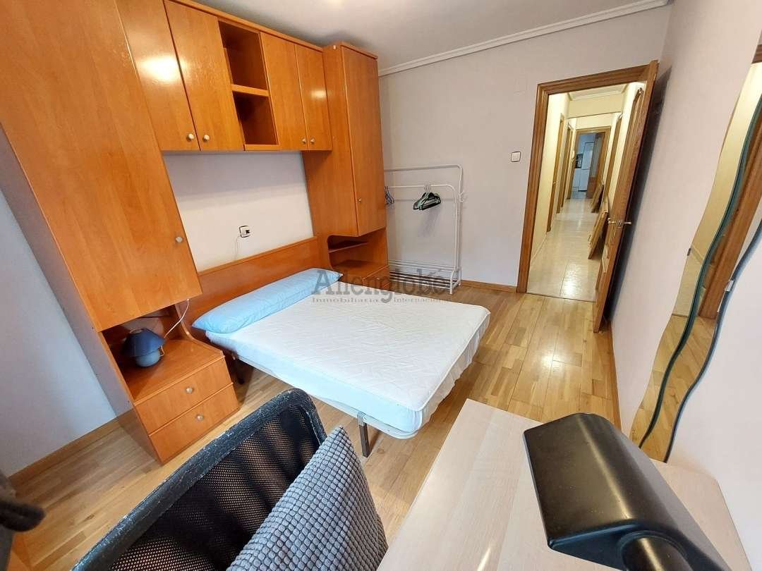 Piso de 108 m² en Oviedo