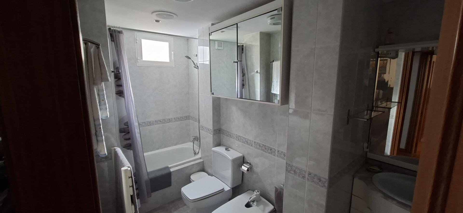 Piso de 90 m² en Granada