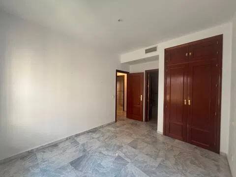 Apartamento 80 m² em Sevilla