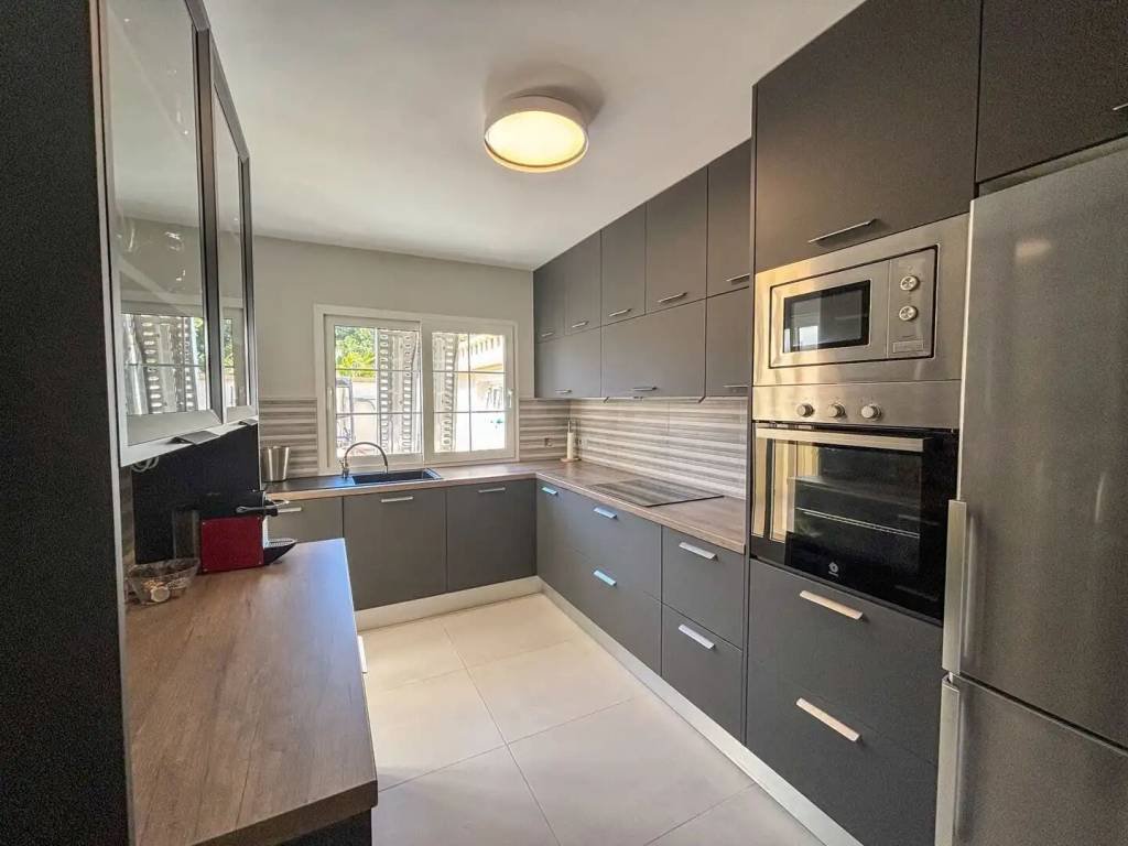 Casa de 180 m² en Orihuela