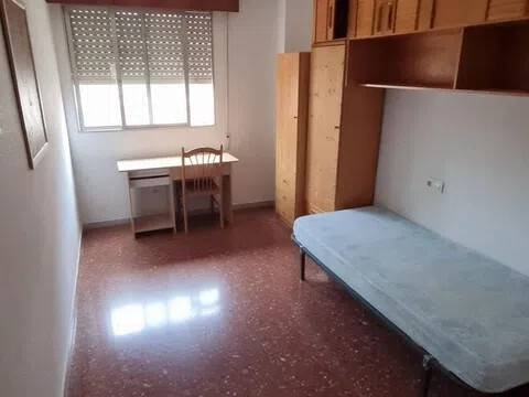 Habitación 110 m², Almería