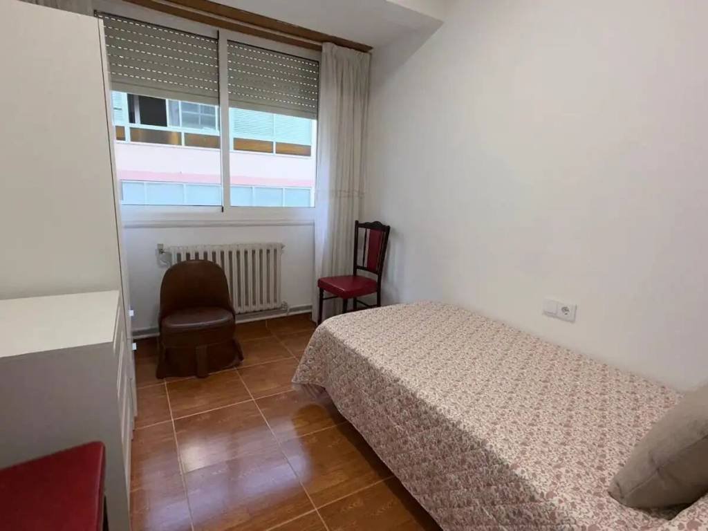 Pis de 82 m² a Ourense