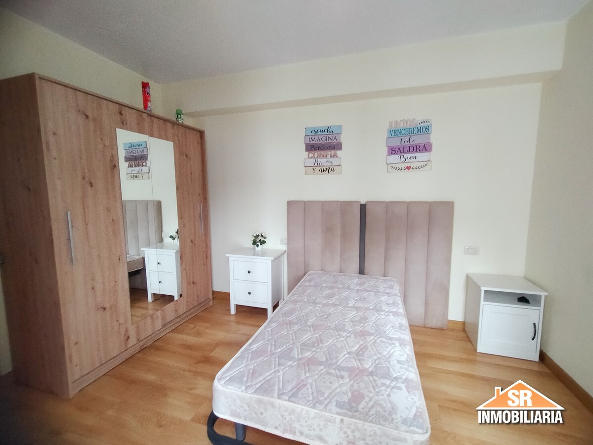 Piso de 78 m² en Oleiros