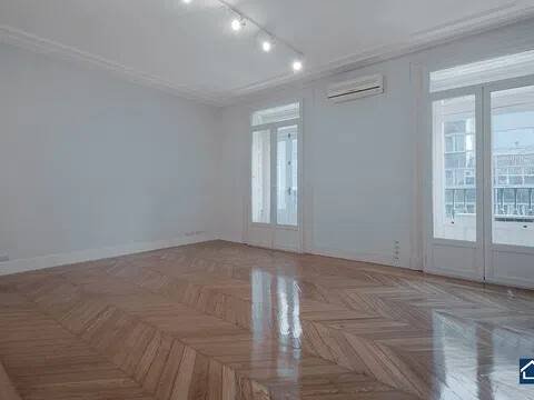 Wohnung 551 m² in Madrid