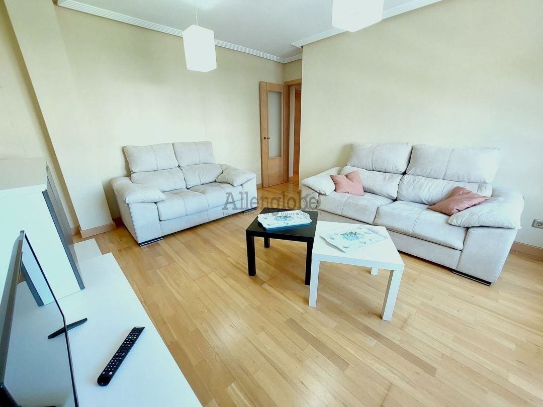 Piso de 58 m² en Oviedo