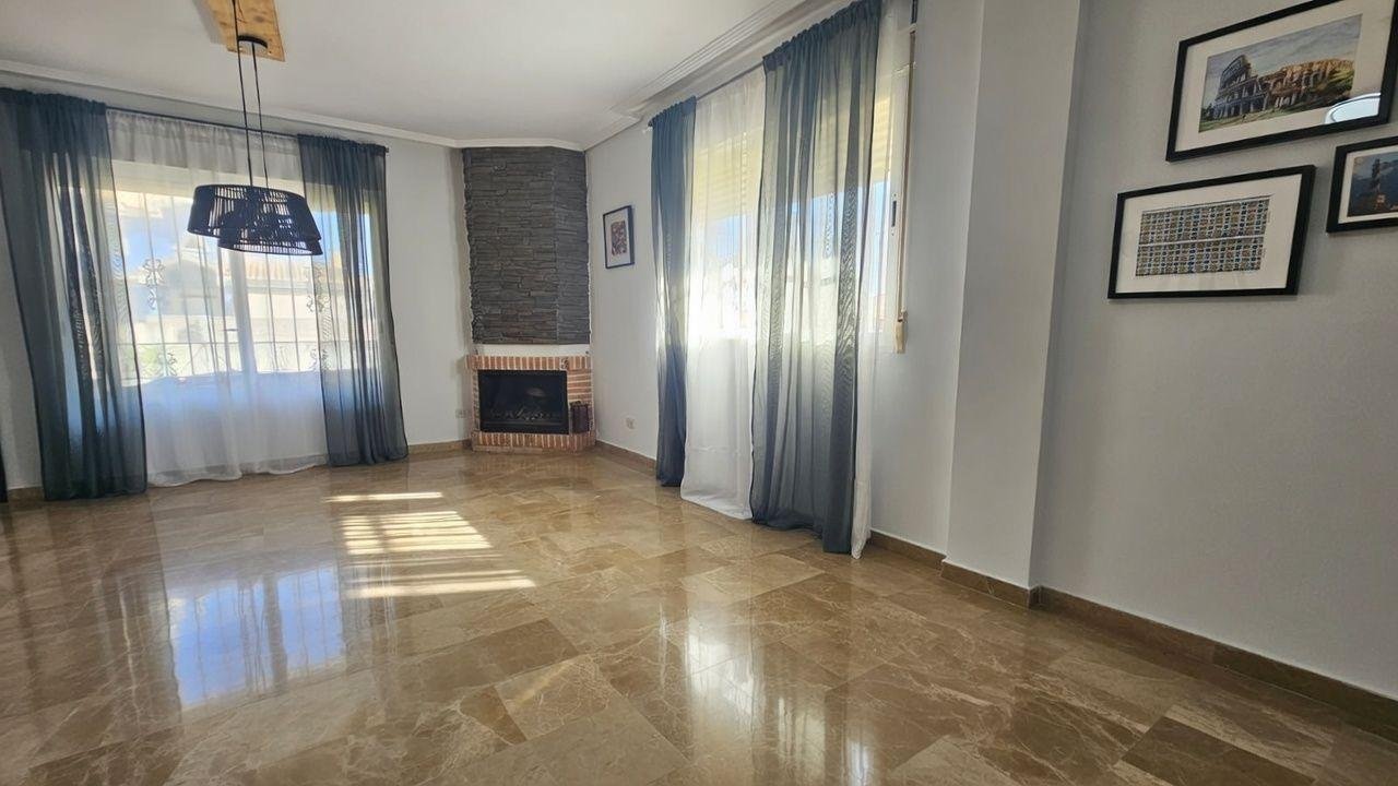 Casa de 301 m² a Molina de Segura