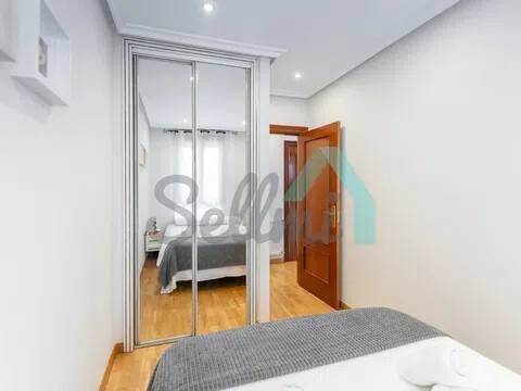 Piso de 80 m² en Oviedo