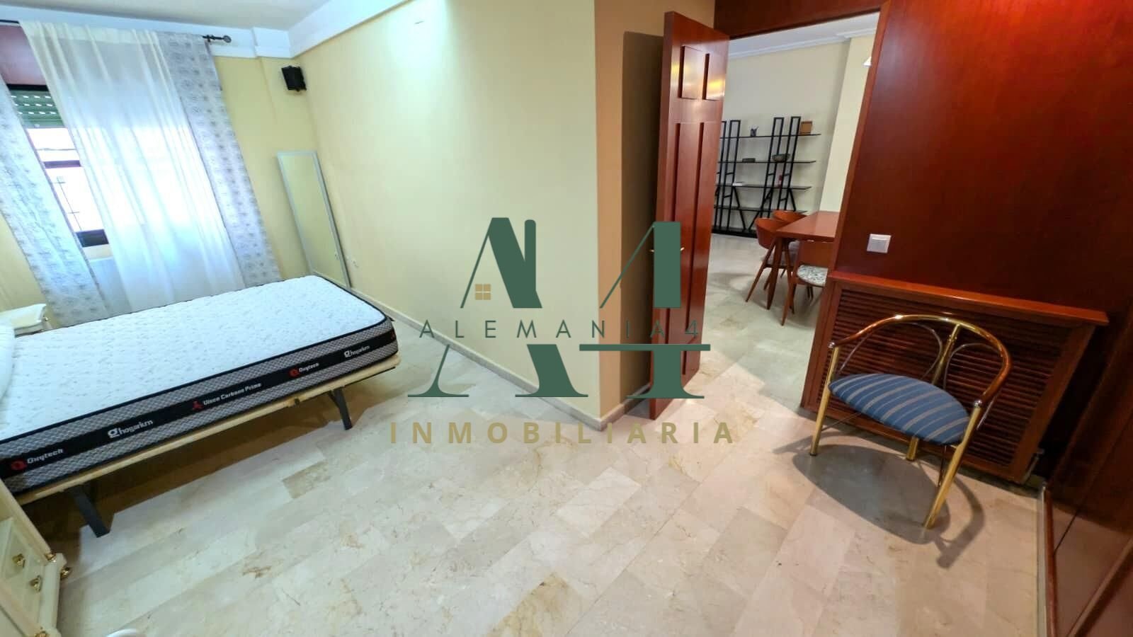 Piso de 93 m² en Cáceres