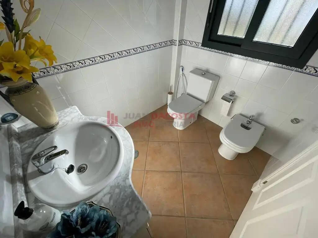 Casa de 160 m² en Lepe
