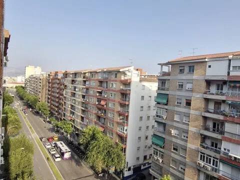 Pis de 95 m² a Jaén