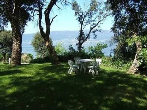 Casa de 300 m² en Redondela