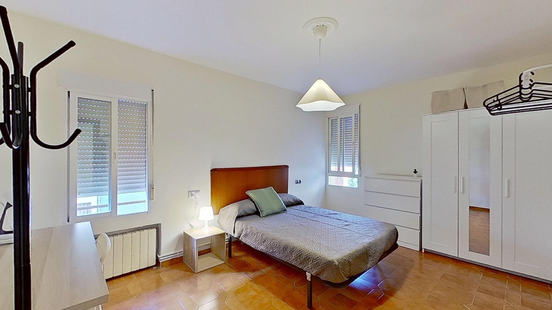 Habitación 97 m², Granada