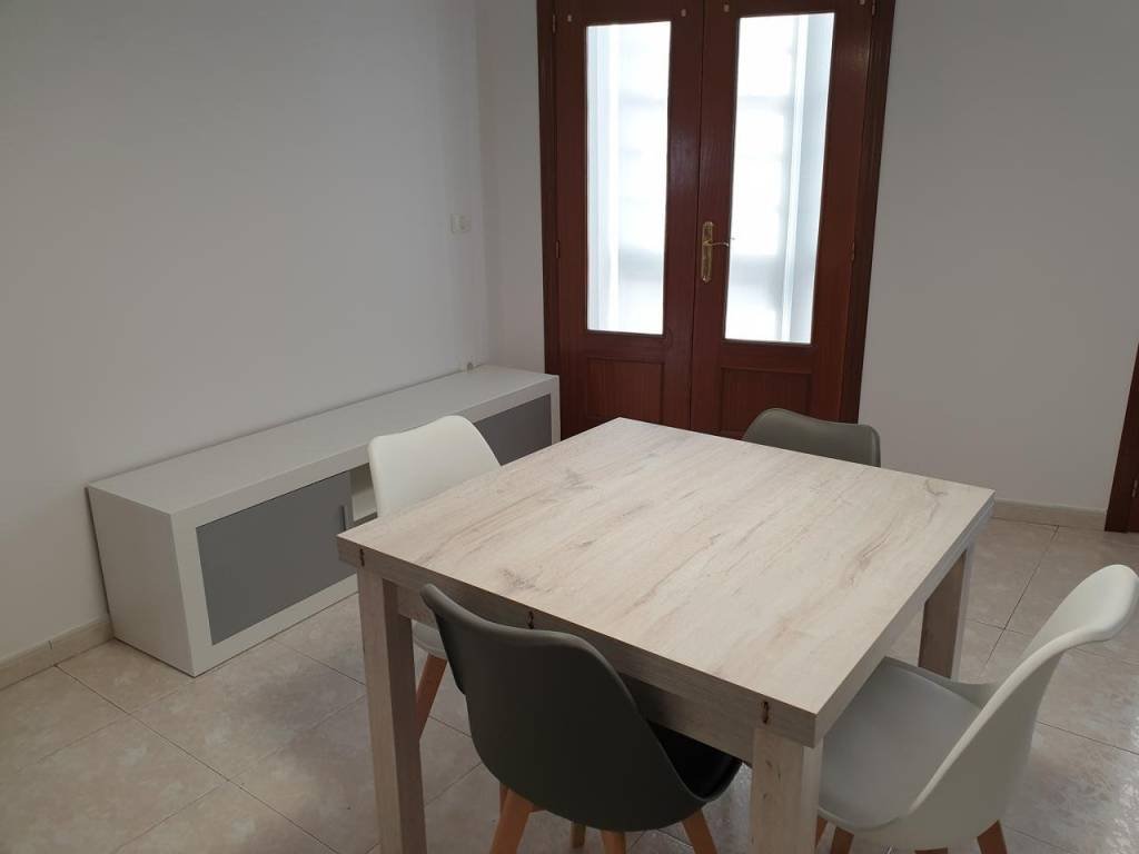 Piso de 70 m² en Ourense