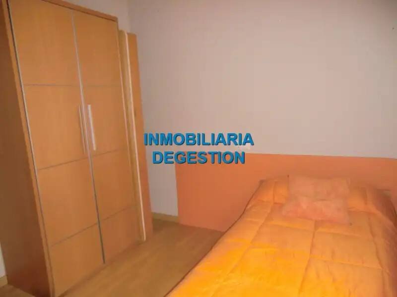 Piso de 105 m² en Linares