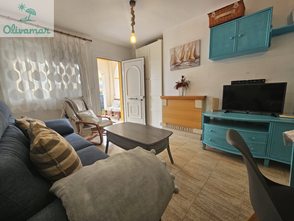 Casa de 100 m² a Oliva