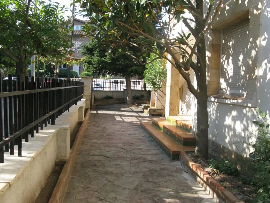 Casa de 186 m² en Cerdanyola del Vallès