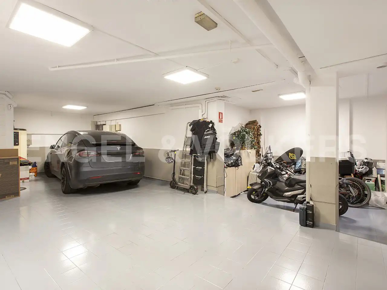 Pis de 440 m² a Esplugues de Llobregat