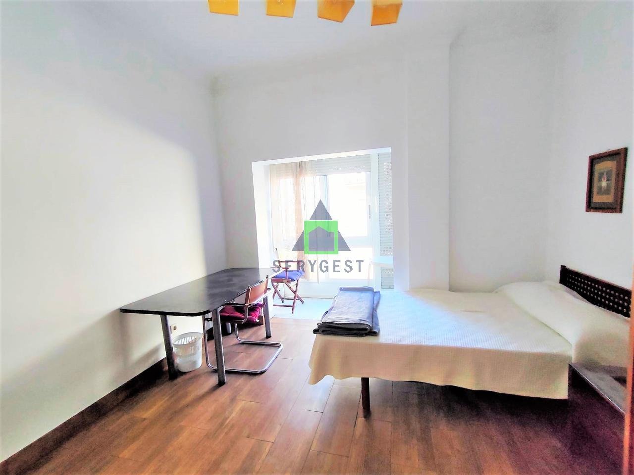 Habitación 90 m², Ourense