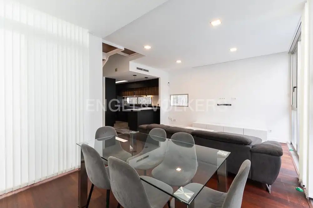 Casa de 257 m² en Godella