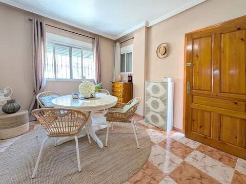 Pis de 80 m² a Oriola