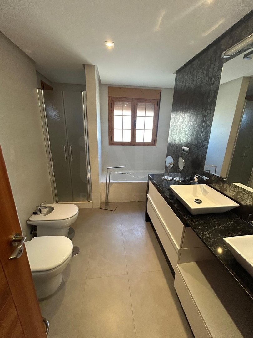 Haus 235 m² in Sariegos