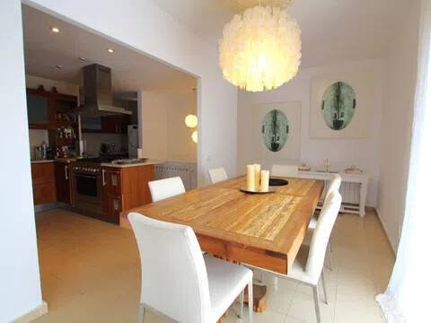 Casa de 300 m² en San Pedro de Ribas