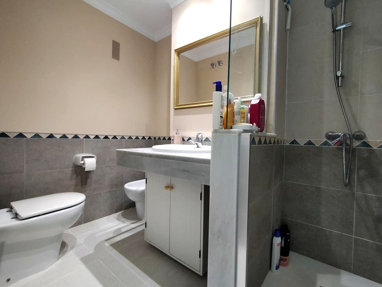 Piso de 95 m² en Oliva