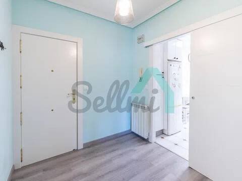 Piso de 80 m² en Oviedo