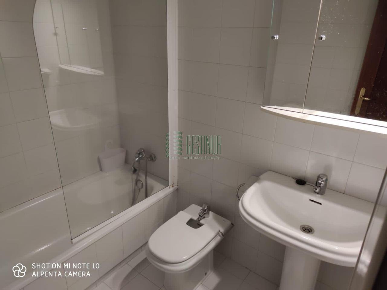 Piso de 90 m² en Santiago de Compostela