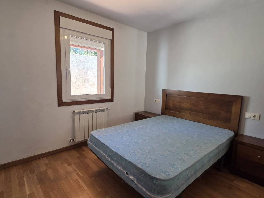 Casa de 180 m² en Teo