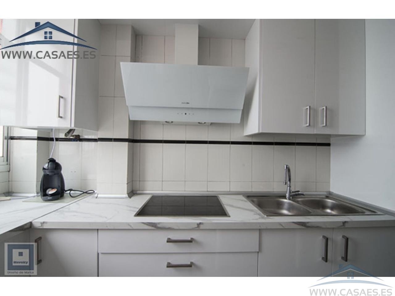 Piso de 90 m² en Almería
