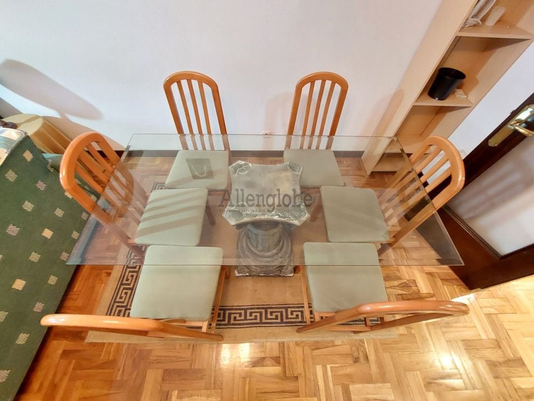 Piso de 120 m² en Oviedo
