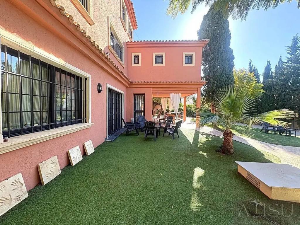 Casa de 450 m² en Benidorm
