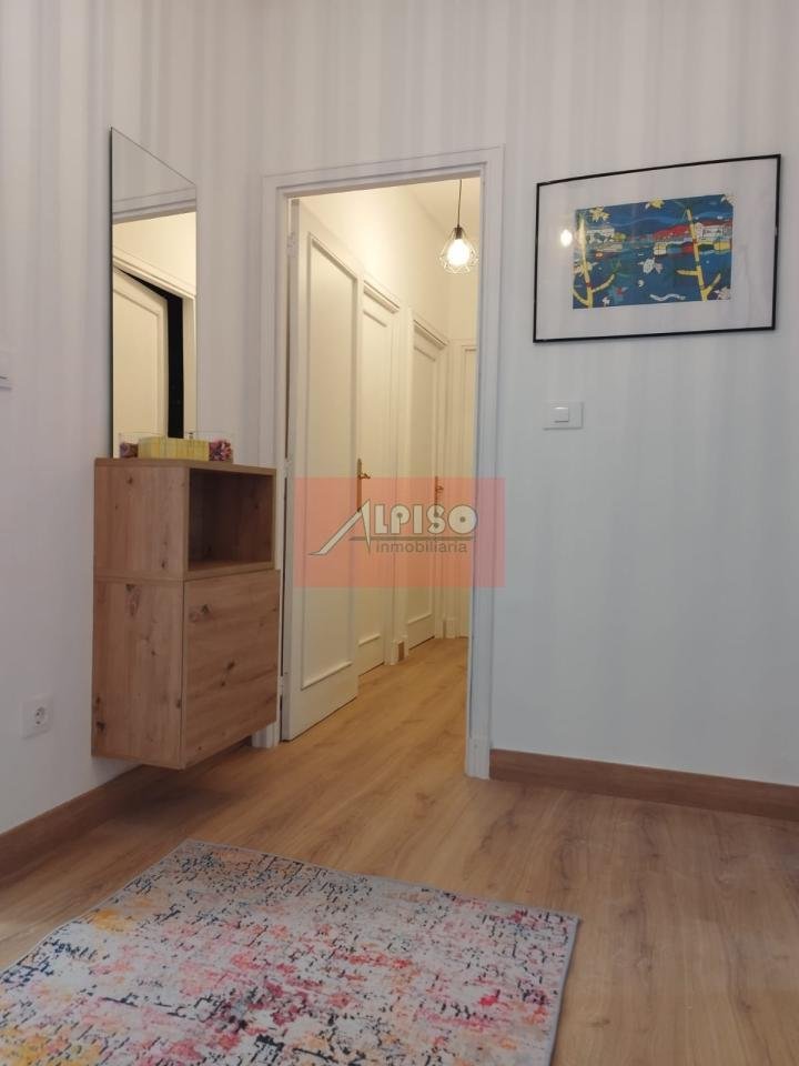 Piso de 85 m² en Ourense