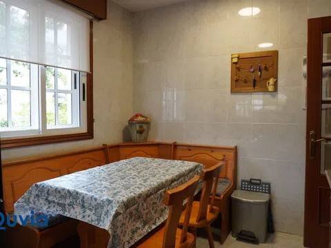 Habitación 260 m², Oleiros