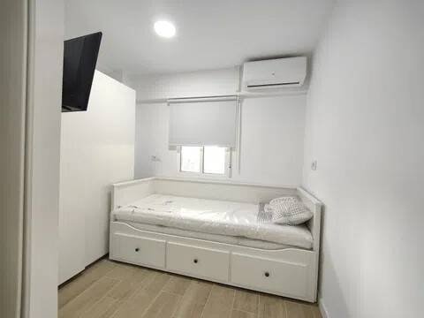 Chambre 80 m², San Juan de Aznalfarache