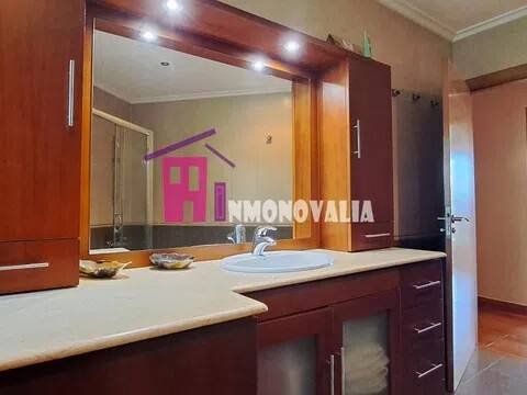 Casa de 180 m² en Moaña