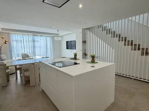 Piso de 324 m² en Estepona