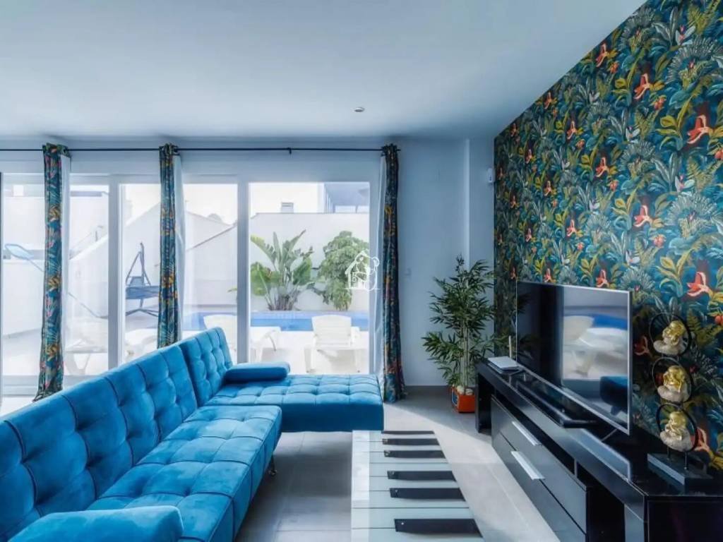 Casa de 400 m² en Los Montesinos