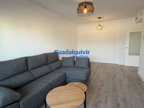 Piso de 101 m² en Dos Hermanas