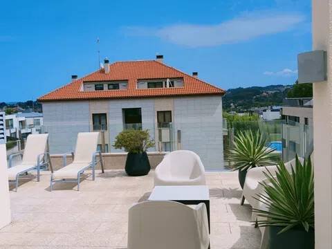 Wohnung 96 m² in Oleiros