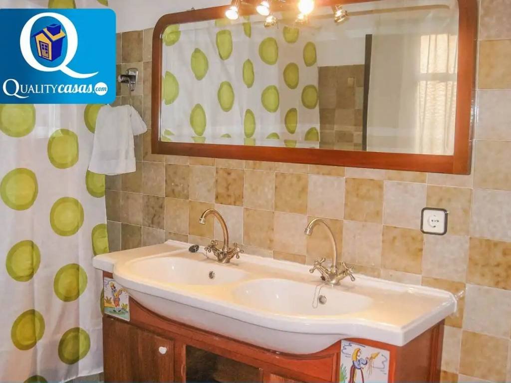 Casa de 420 m² en Aigües