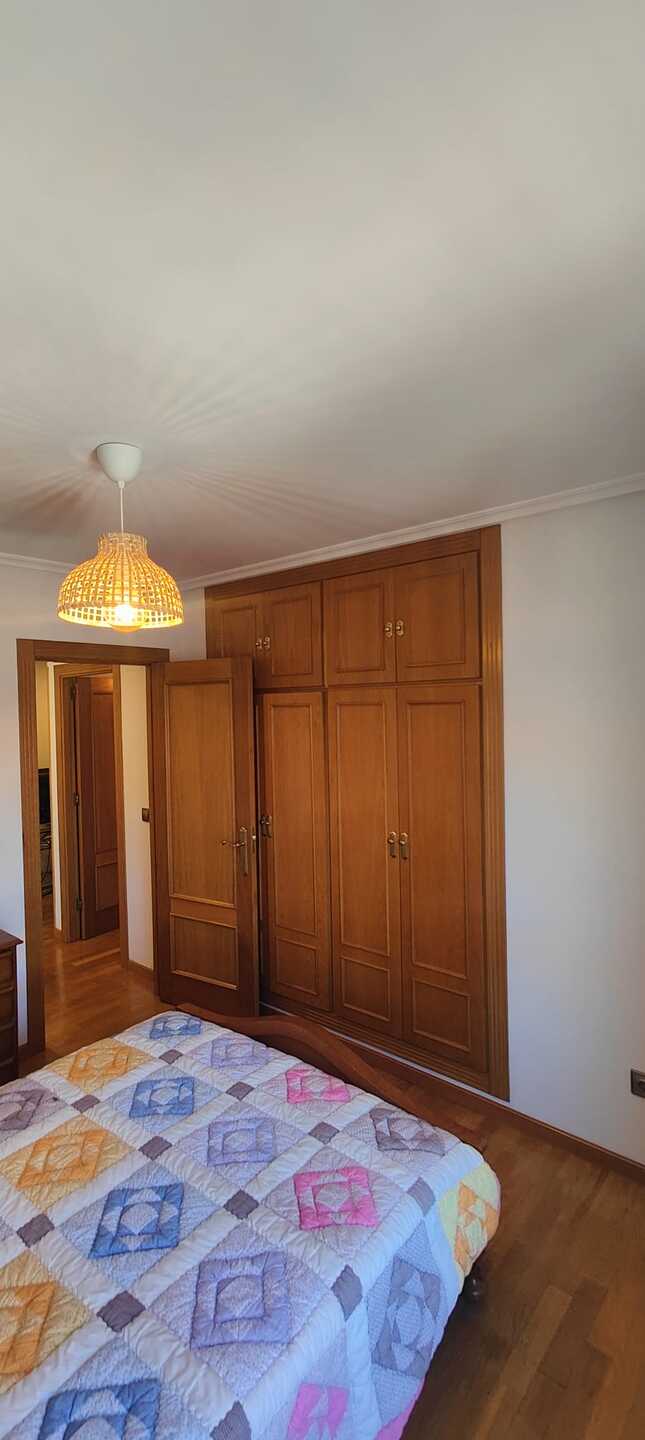 Piso de 82 m² en Oviedo