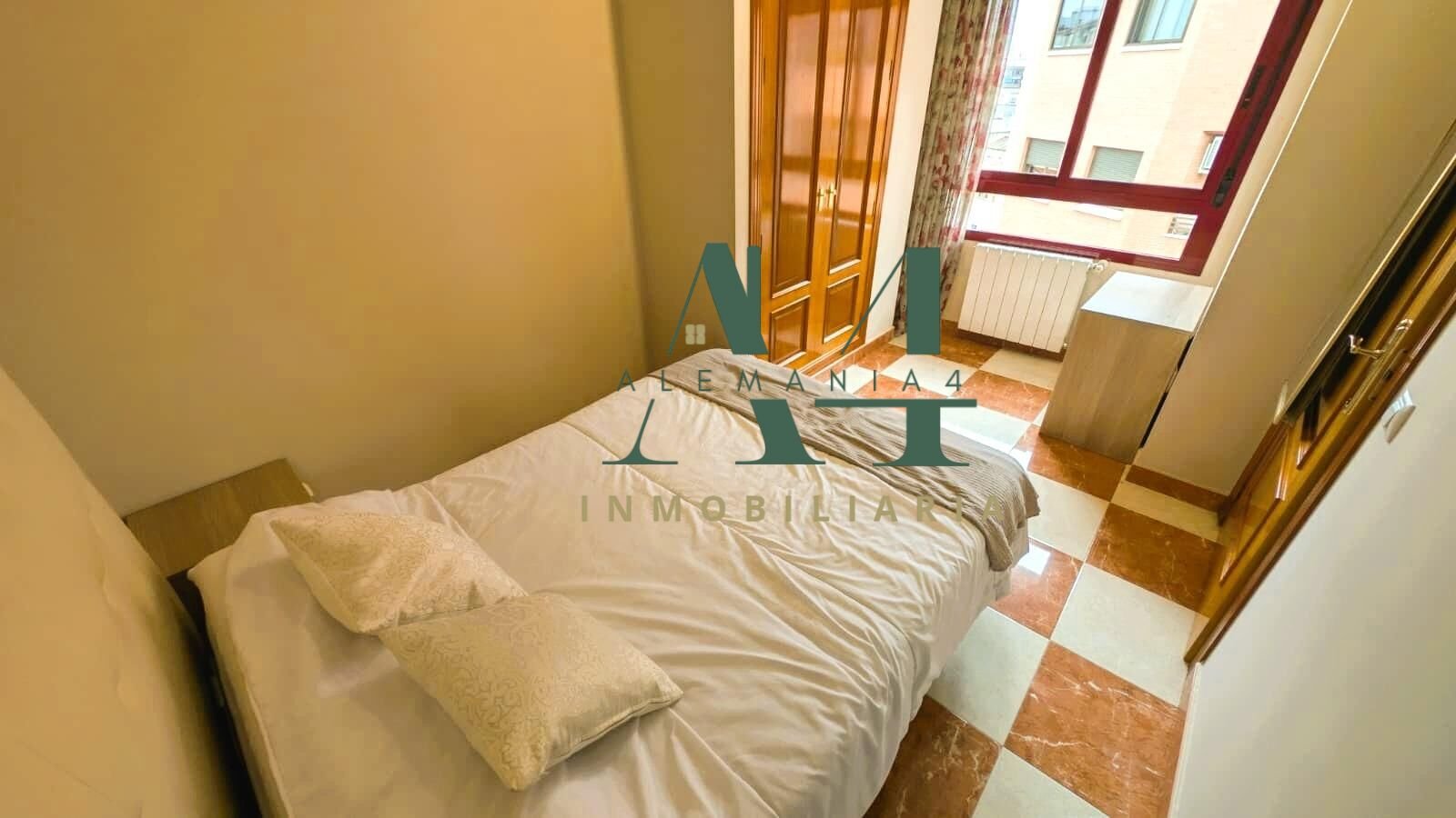 Квартира 50 м² в Cáceres