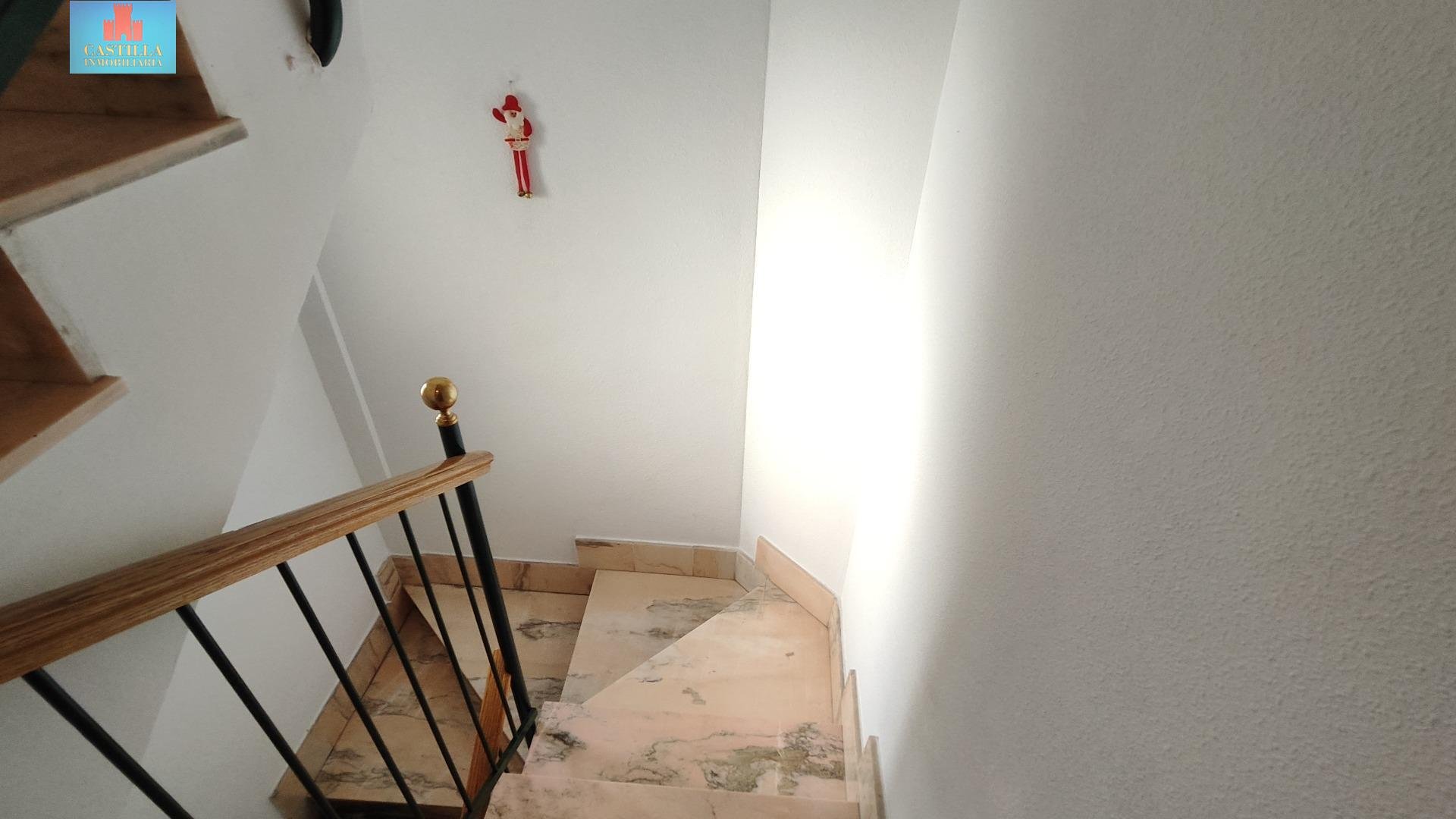 Pis de 200 m² a Àvila
