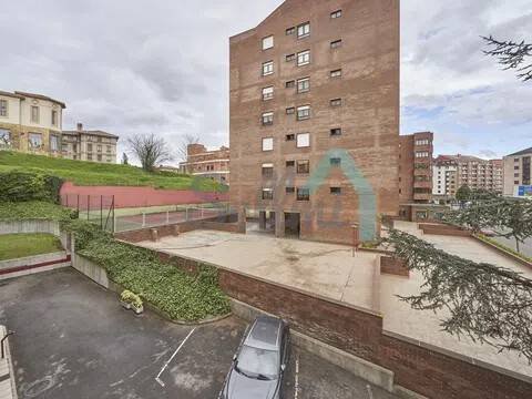 Pis de 123 m² a Oviedo