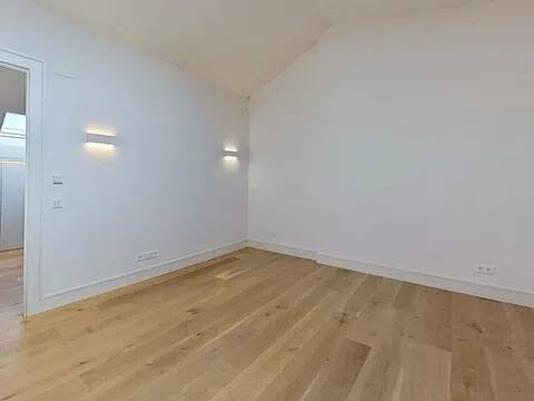 Pis de 165 m² a Pamplona