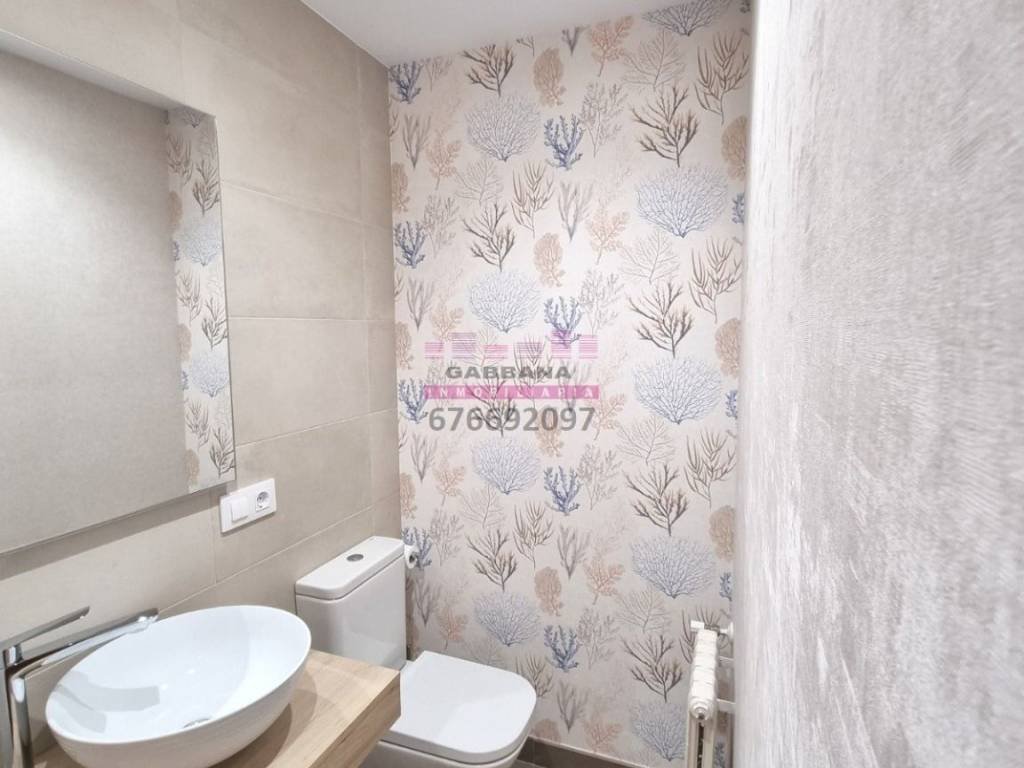 Piso de 140 m² en Vigo