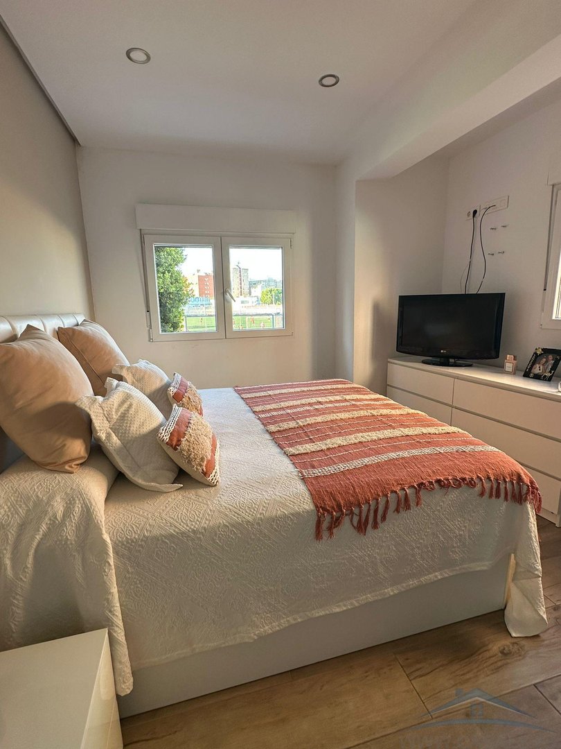 Piso de 120 m² en Almería
