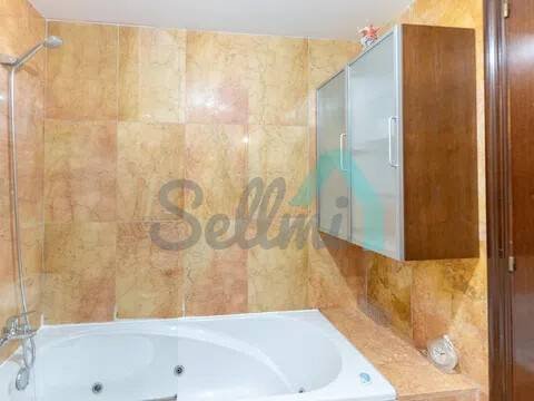 Piso de 56 m² en Oviedo